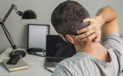 Dolor cervical que no se va: por qué las contracturas de cuello vuelven una y otra vez